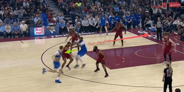 开云官网-27+10率队爆冷战胜骑士！解析弗拉格本赛季阅读防守传球表现