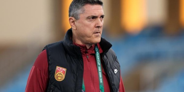 开云体育官网-33次关键扑救！安东尼奥为李昊鸣不平：比日本门将更配得上金手套