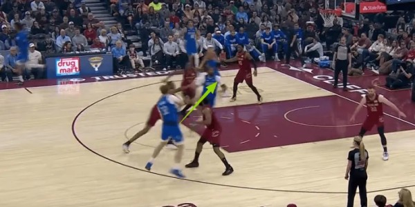 开云官网-27+10率队爆冷战胜骑士！解析弗拉格本赛季阅读防守传球表现