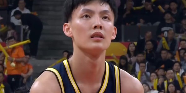 kaiyun-早上十一点！杜锋最新职位曝光，胡明轩又去医院，徐杰最新伤情