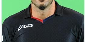 穿10号的门将，在罗马熬不出头，在意甲踢2个赛季好球，37岁退役