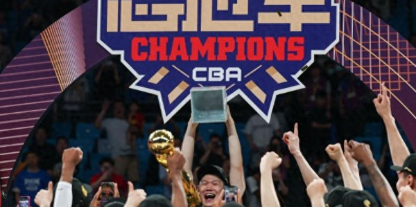 开云官网-曝NBA级得分王空降广东！杜锋16人大名单出炉，能和北京上海争冠