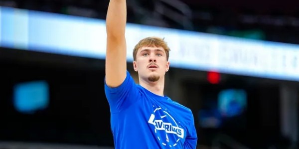 开云官网-27+10率队爆冷战胜骑士！解析弗拉格本赛季阅读防守传球表现